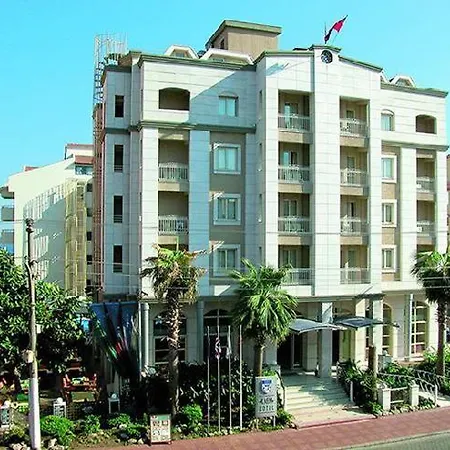 Almena Hotel 3*