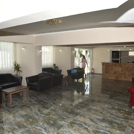 Almena Hotel 3*