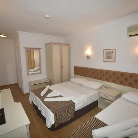 Hotel Almena 3*